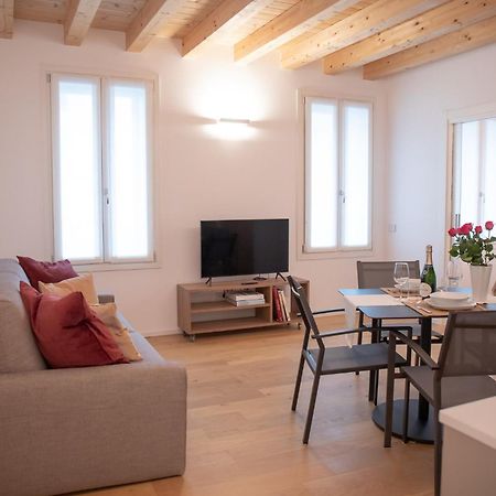 Amendola City View Apartments Suite Romantica Como Eksteriør bilde