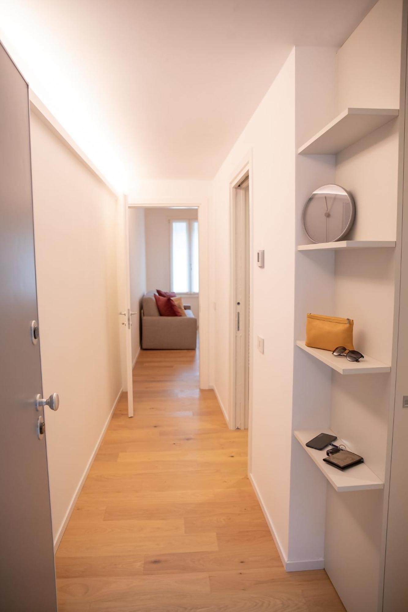 Amendola City View Apartments Suite Romantica Como Eksteriør bilde