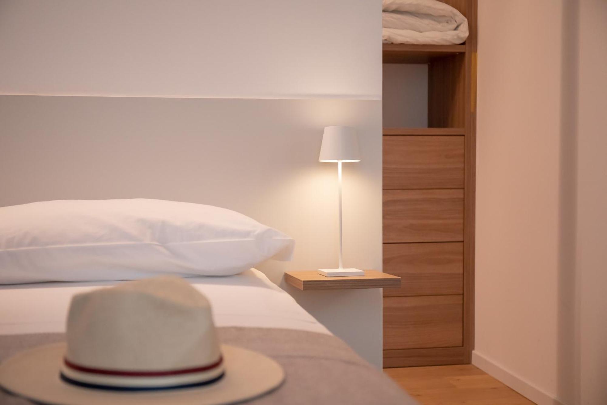 Amendola City View Apartments Suite Romantica Como Eksteriør bilde